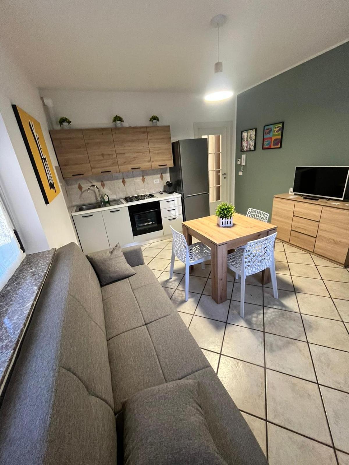 Appartamento In Villa Nico'S Home Gallarate Zewnętrze zdjęcie