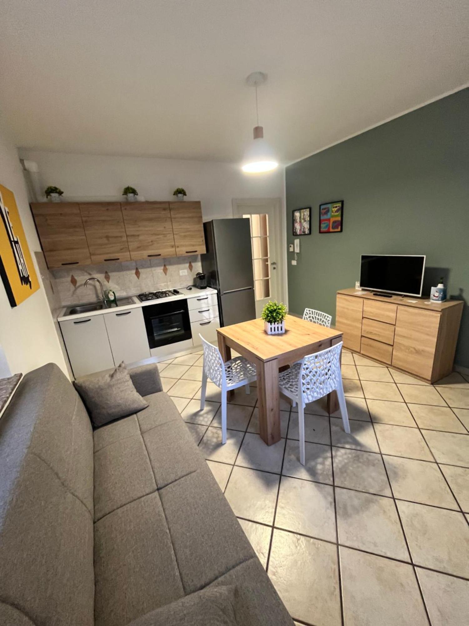 Appartamento In Villa Nico'S Home Gallarate Zewnętrze zdjęcie