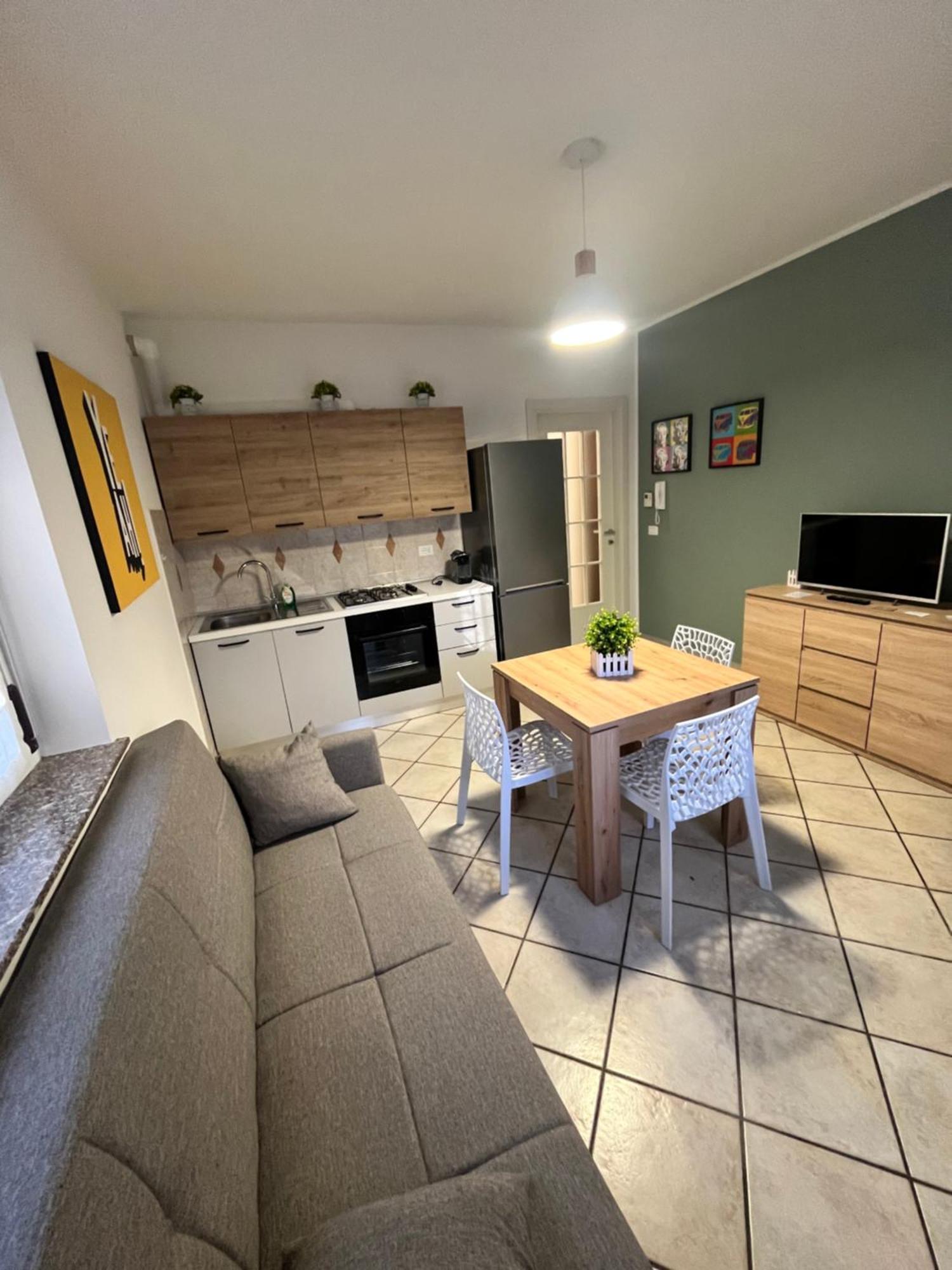 Appartamento In Villa Nico'S Home Gallarate Zewnętrze zdjęcie